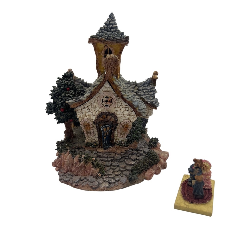 Boyds Bears Bearly-Built Villages Chapel in the Woods Figurine Collectible Box